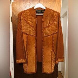 Vintage High Fashion Camel Cardigan with Suede Panels and Floral Details
